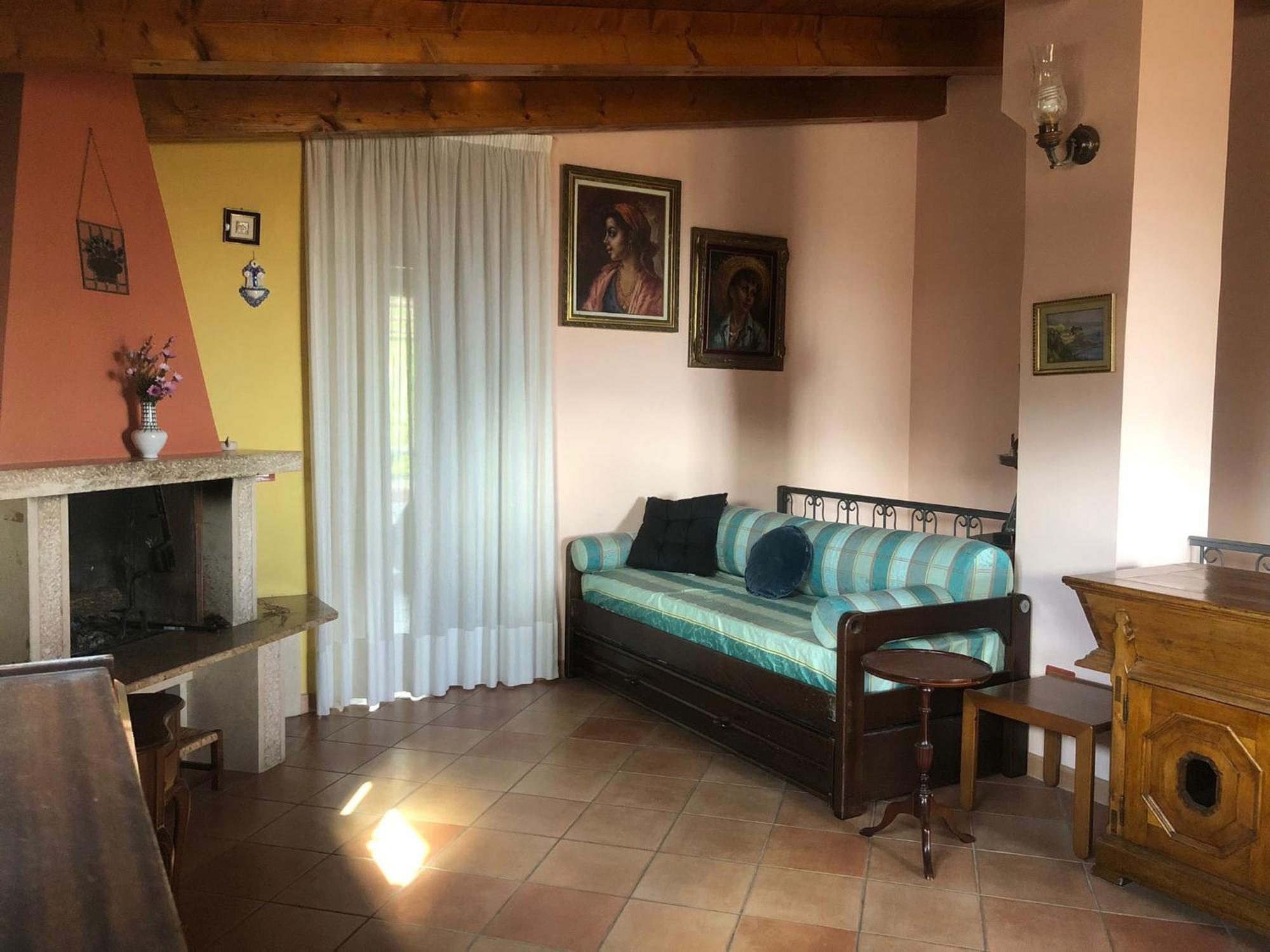 B&B La Rosa Салерно Екстер'єр фото